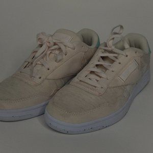 Reebok Reecyled Women's Sneakers Size 6 (NEW)